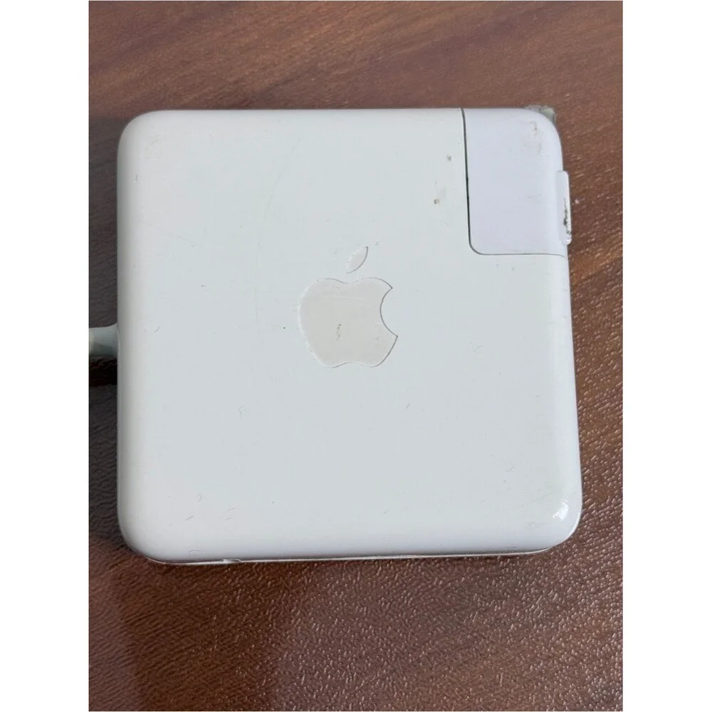 2 Apple MacBook 85W Magsafe Power Adapter Chargers A1343